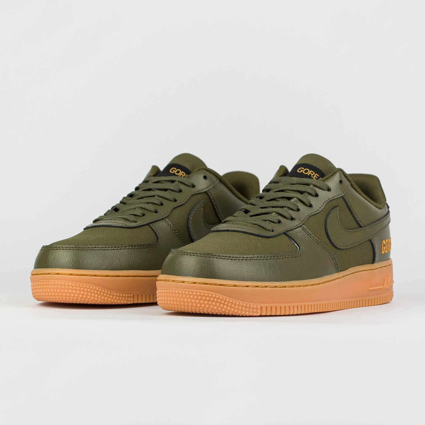 Кроссовки Nike Air Force 1 Low Gore-tex Green / Gum