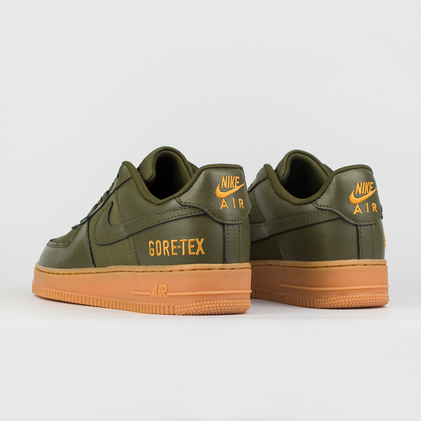 Кроссовки Nike Air Force 1 Low Gore-tex Green / Gum