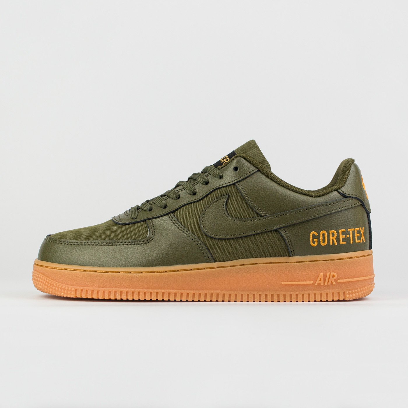 Кроссовки Nike Air Force 1 Low Gore-tex Green / Gum