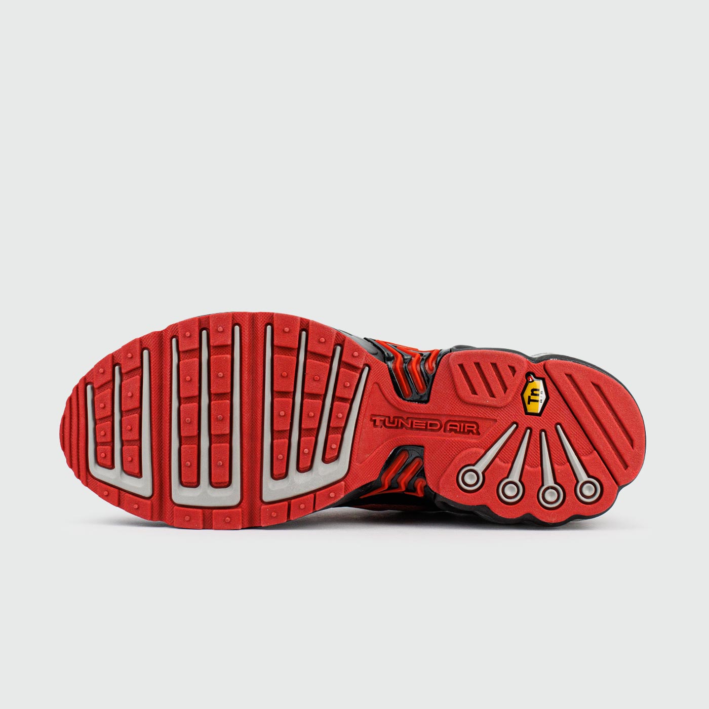 Кроссовки Nike Air Max Plus 3 Tn DeadPool Кроссовки Nike Air Max Plus 3 Tn DeadPool