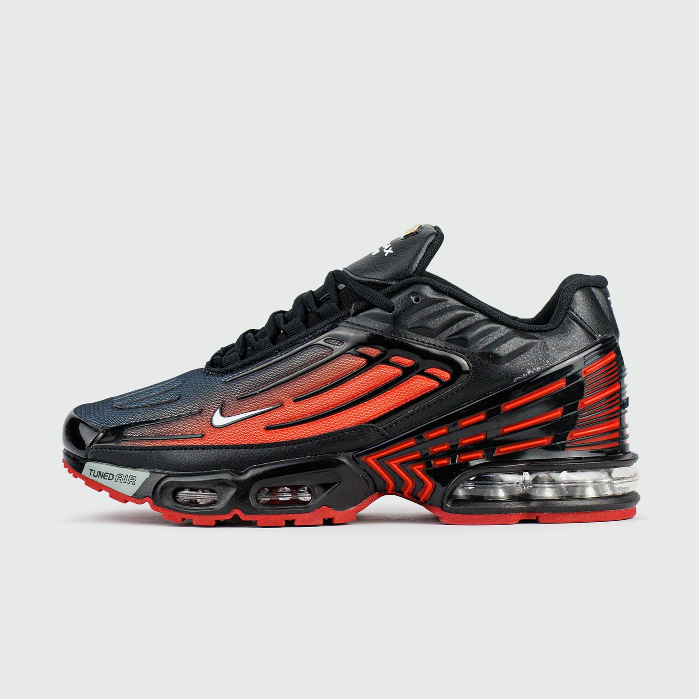Кроссовки Nike Air Max Plus 3 Tn DeadPool Кроссовки Nike Air Max Plus 3 Tn DeadPool