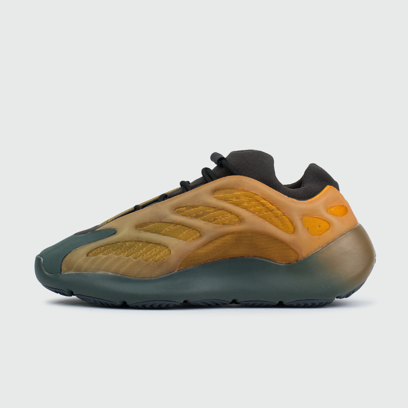 Кроссовки Adidas Yeezy Boost 700 v3 Copper Fade Кроссовки Adidas Yeezy Boost 700 v3 Copper Fade