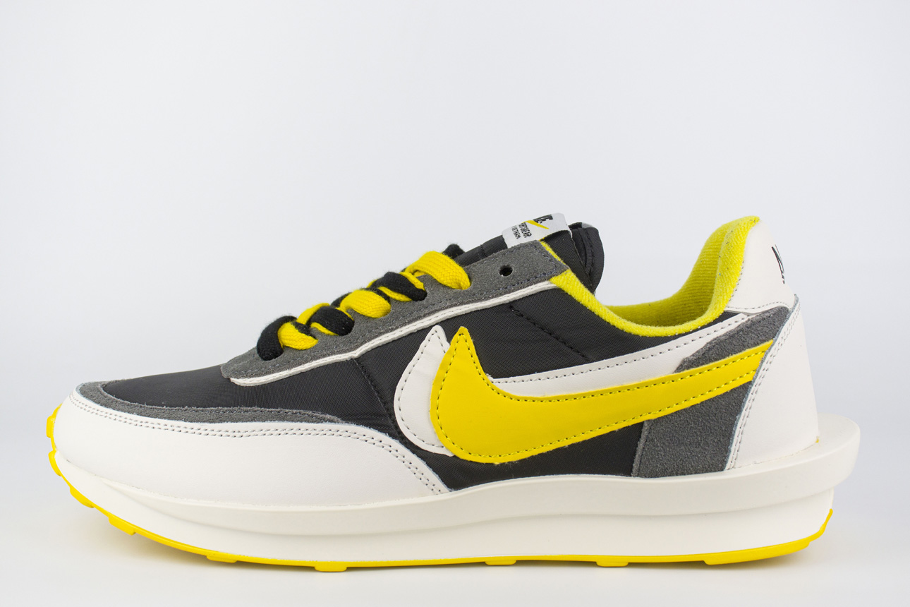 Кроссовки Nike Waffle Daybreak x SACAI Black / Yellow Кроссовки Nike Waffle Daybreak x SACAI Black / Yellow