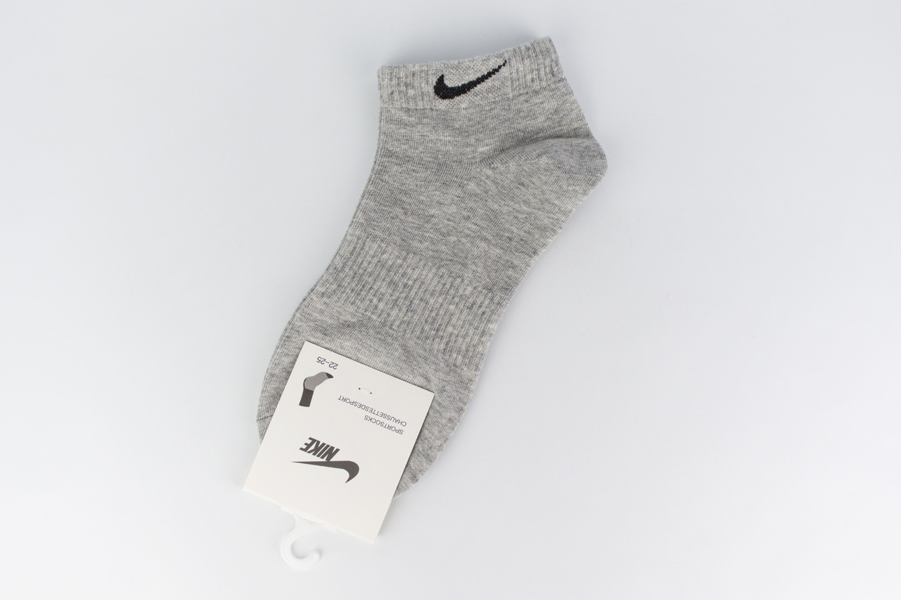Носки Nike short Wmns Grey Носки Nike short Wmns Grey