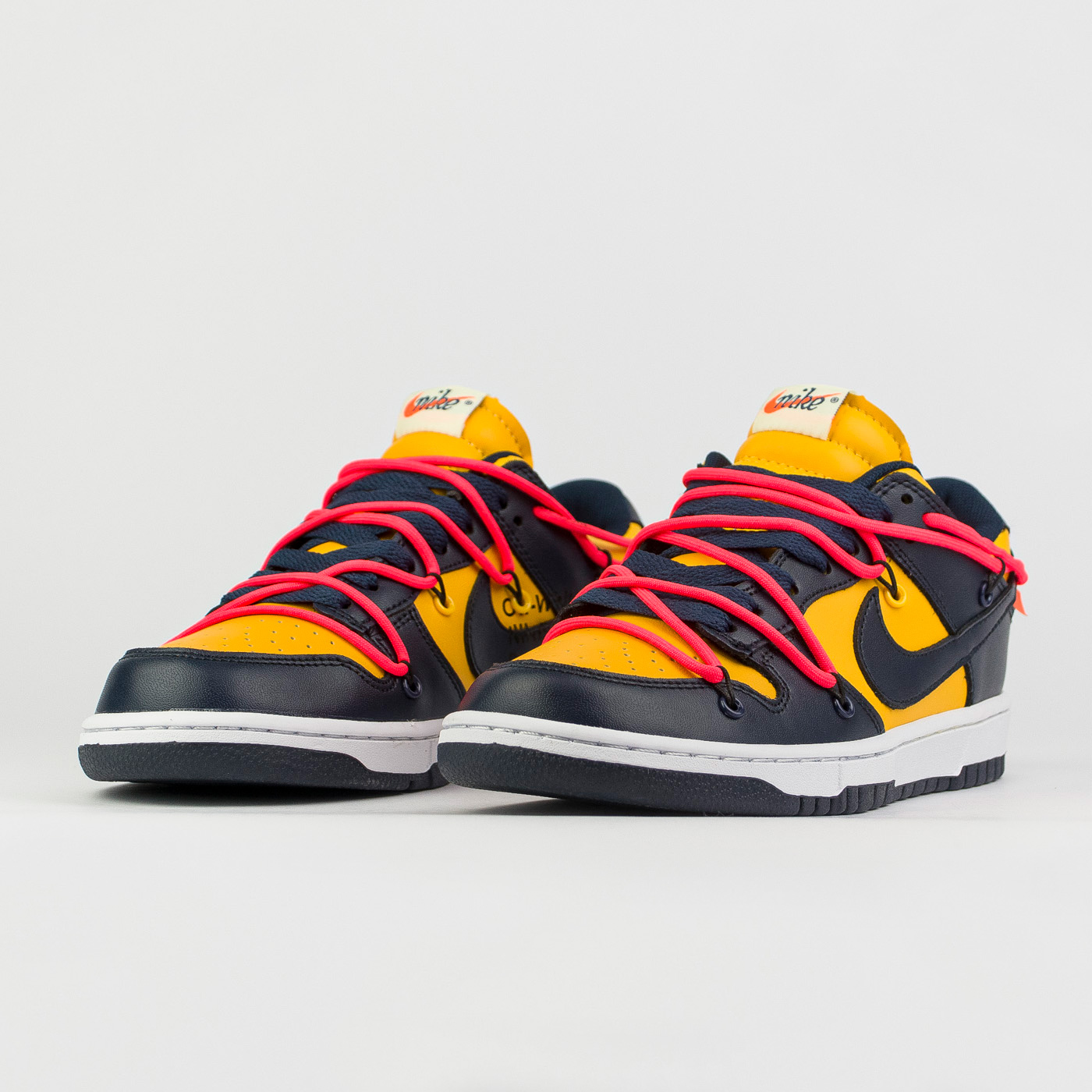 Кроссовки Nike Dunk Low x Off-White Wmns University Gold Кроссовки Nike Dunk Low x Off-White Wmns University Gold