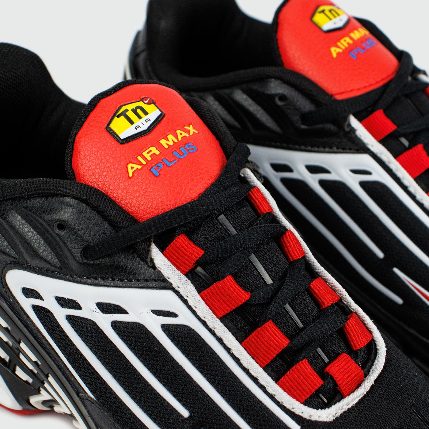 Кроссовки Nike Air Max Plus 3 Tn Black / Red / Wh. Кроссовки Nike Air Max Plus 3 Tn Black / Red / Wh.