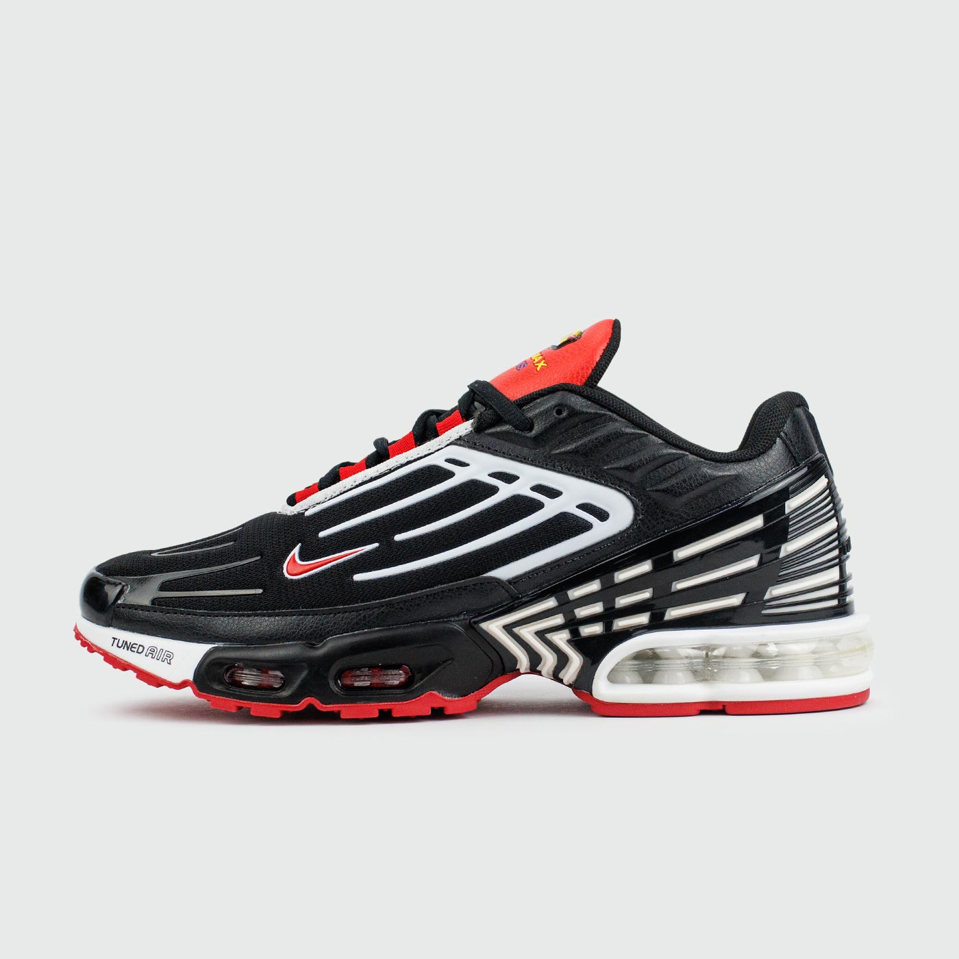 Кроссовки Nike Air Max Plus 3 Tn Black / Red / Wh. Кроссовки Nike Air Max Plus 3 Tn Black / Red / Wh.