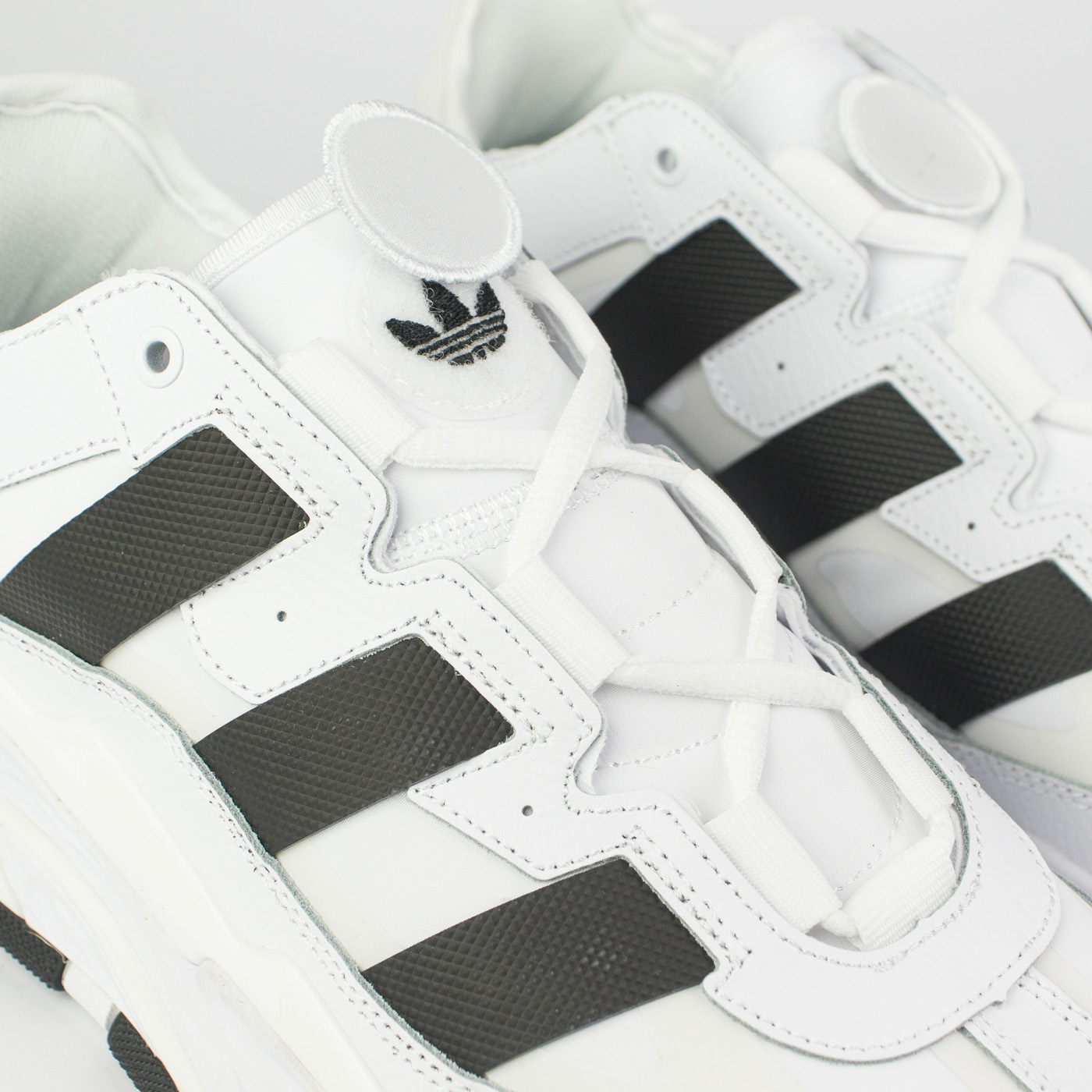 Кроссовки Adidas Niteball White / Black Str. Кроссовки Adidas Niteball White / Black Str.