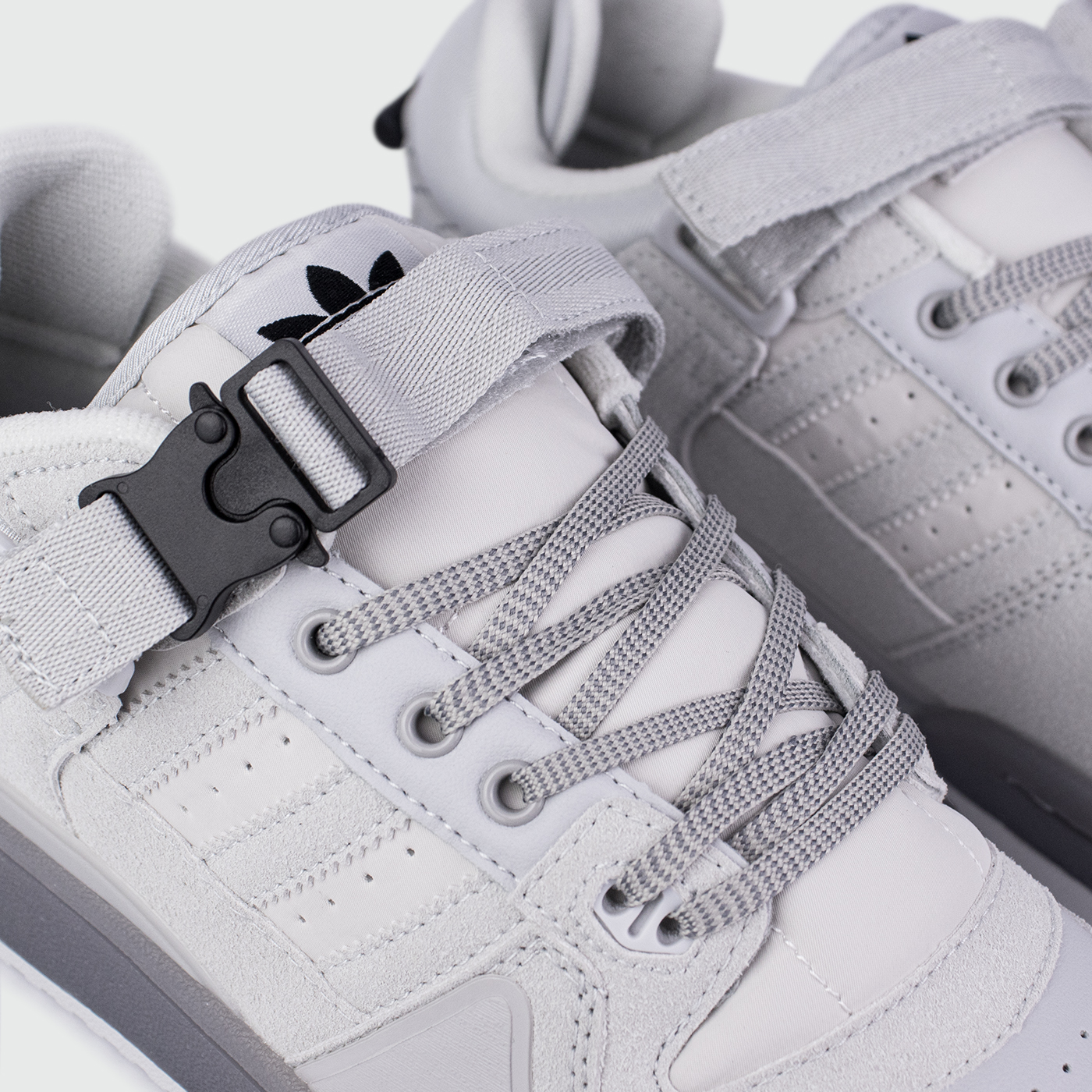 Кроссовки Adidas Forum Low x Bad Bunny Light Grey Кроссовки Adidas Forum Low x Bad Bunny Light Grey