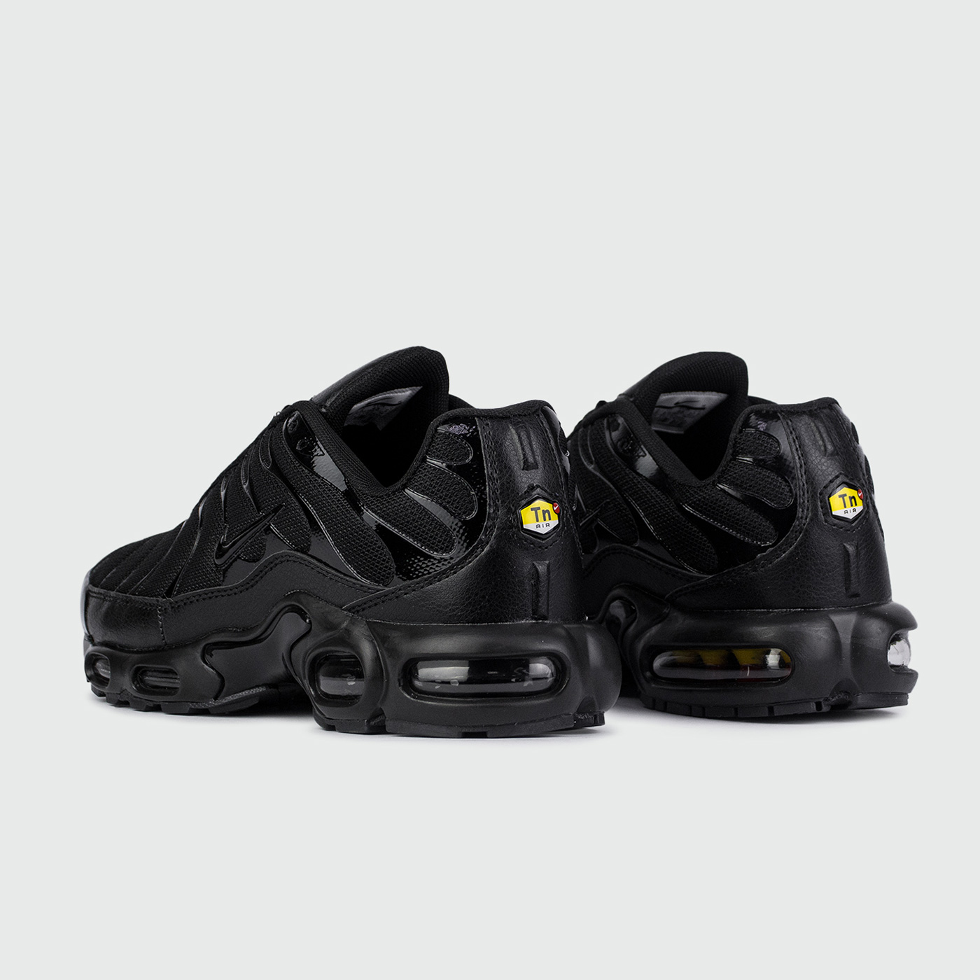 Кроссовки Nike Air Max Plus Tn Triple Black new Кроссовки Nike Air Max Plus Tn Triple Black new