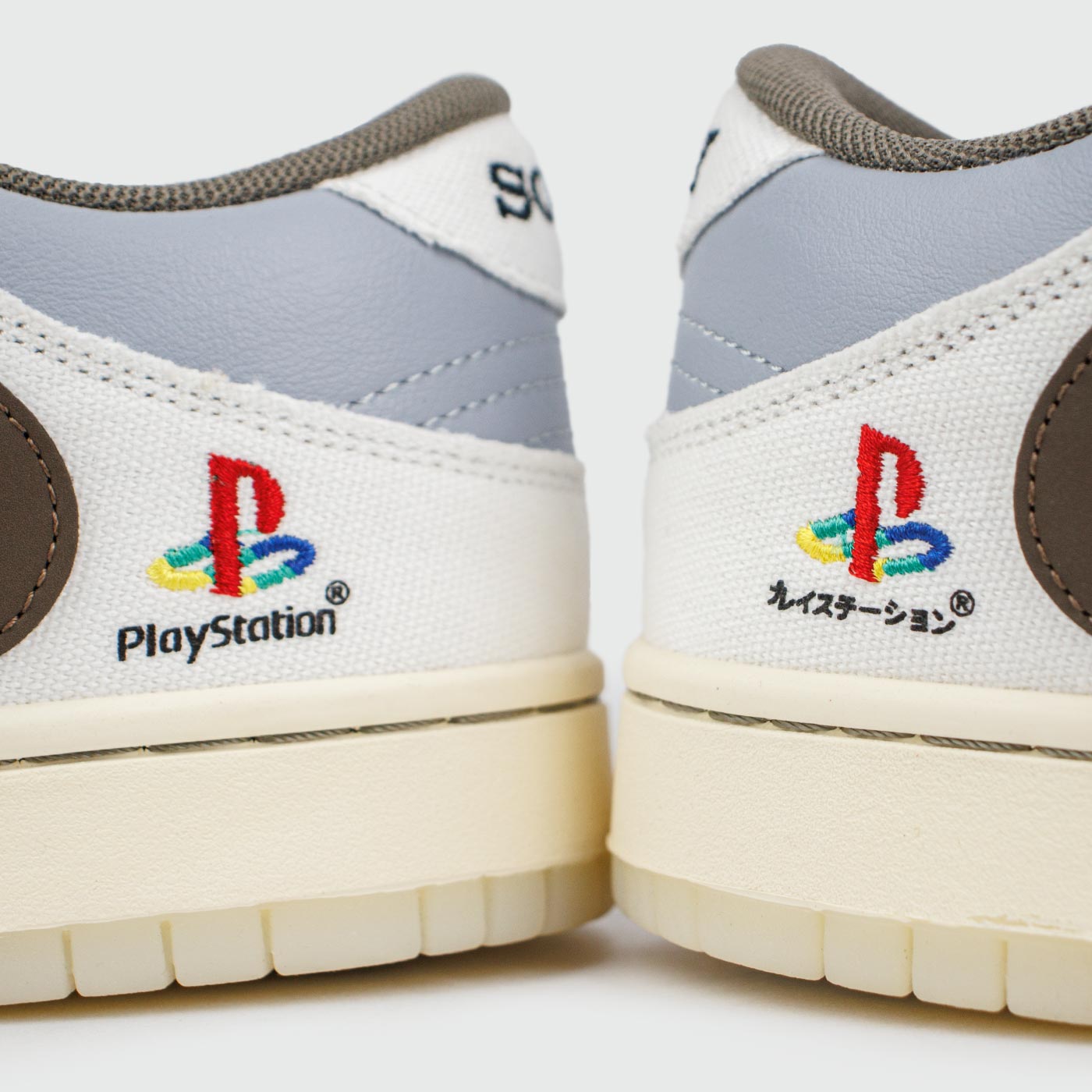 Кроссовки Nike Dunk Low x PlayStation Кроссовки Nike Dunk Low x PlayStation