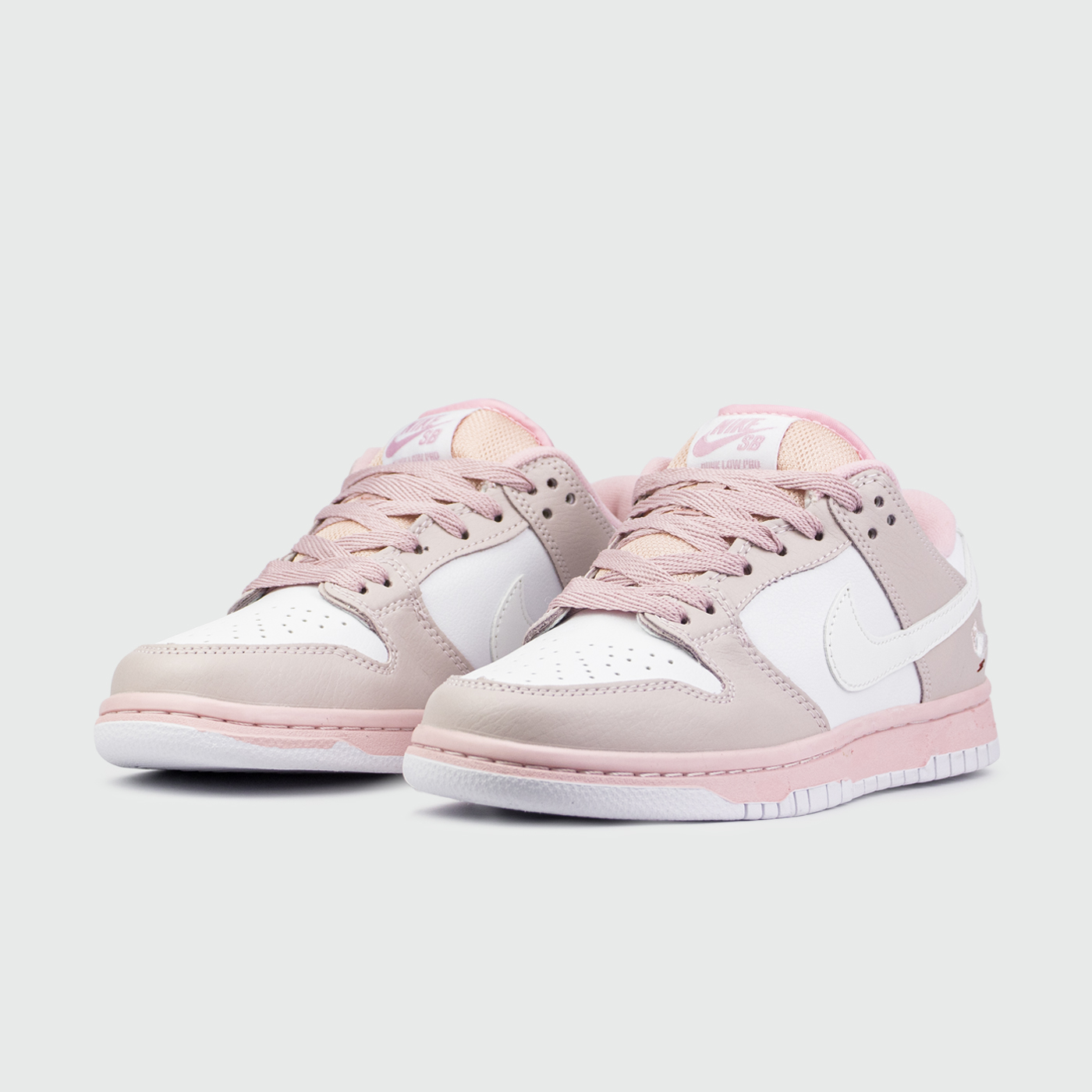 Кроссовки Nike SB Dunk Low Wmns Pink / White Кроссовки Nike SB Dunk Low Wmns Pink / White