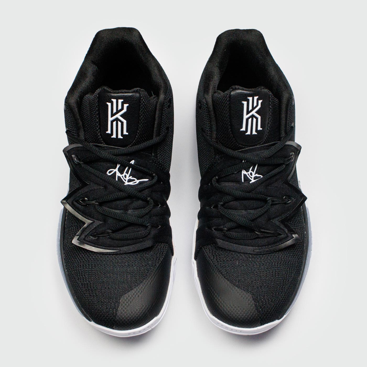 Кроссовки Nike Kyrie 5 Black Magic