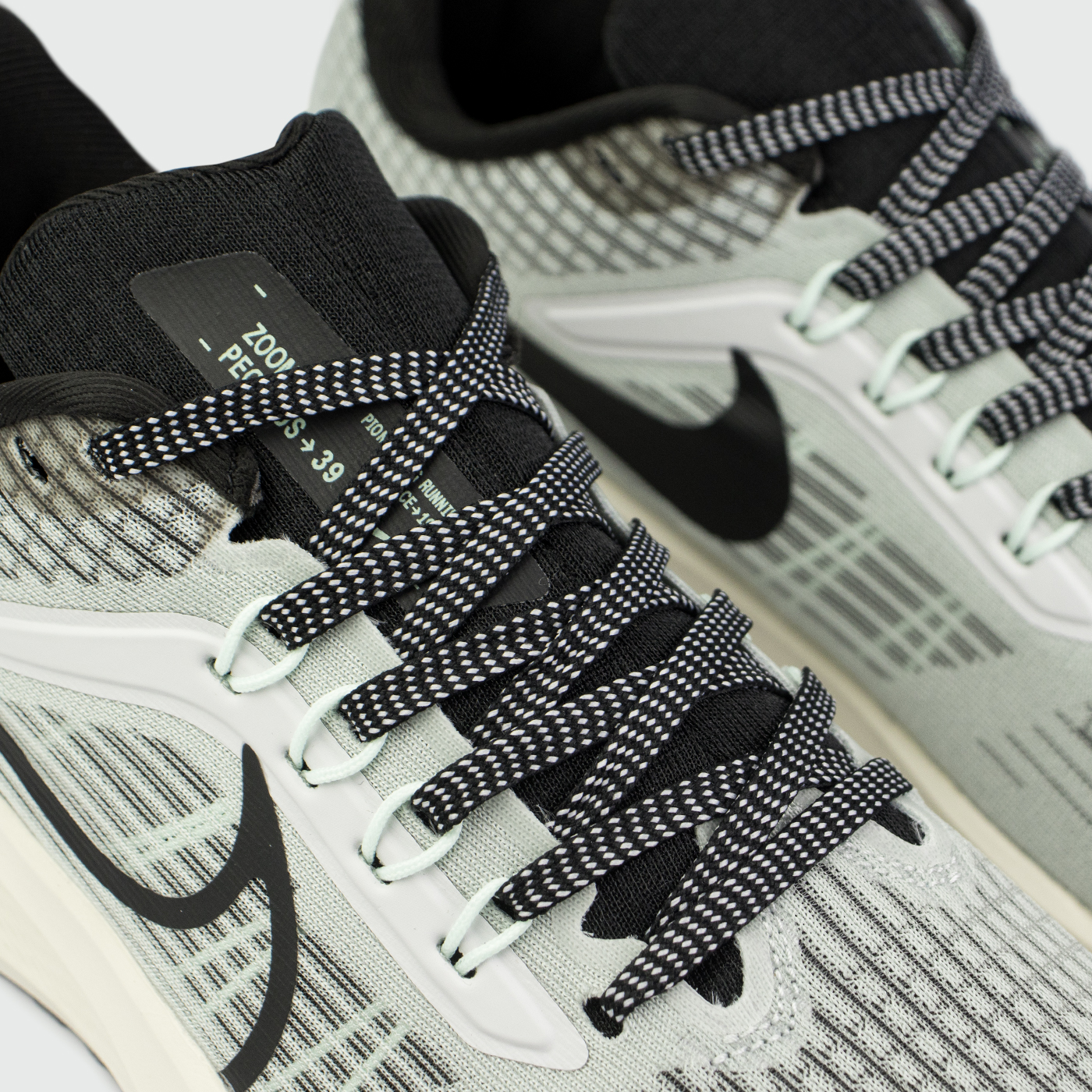 Кроссовки Nike Air Zoom Pegasus 39 Phantom