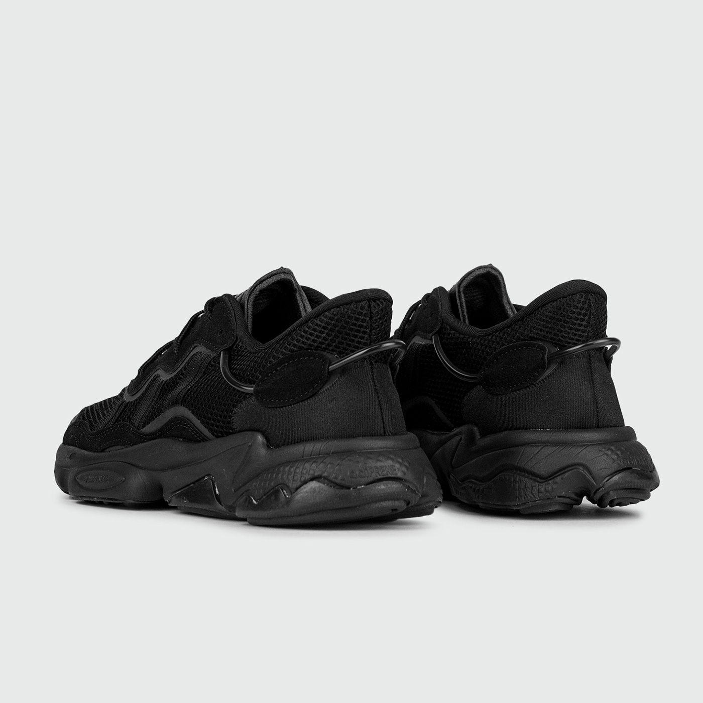 Кроссовки Adidas Ozweego Triple Black Кроссовки Adidas Ozweego Triple Black