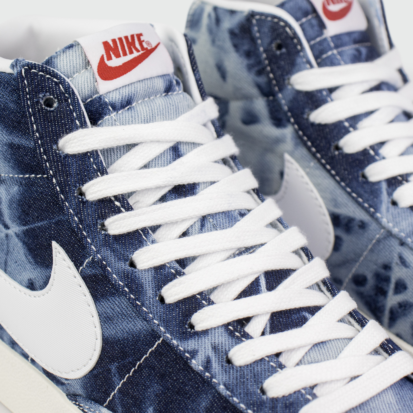 Кроссовки Nike Blazer Mid 77 Washed Denim Wmns Blue Кроссовки Nike Blazer Mid 77 Washed Denim Wmns Blue