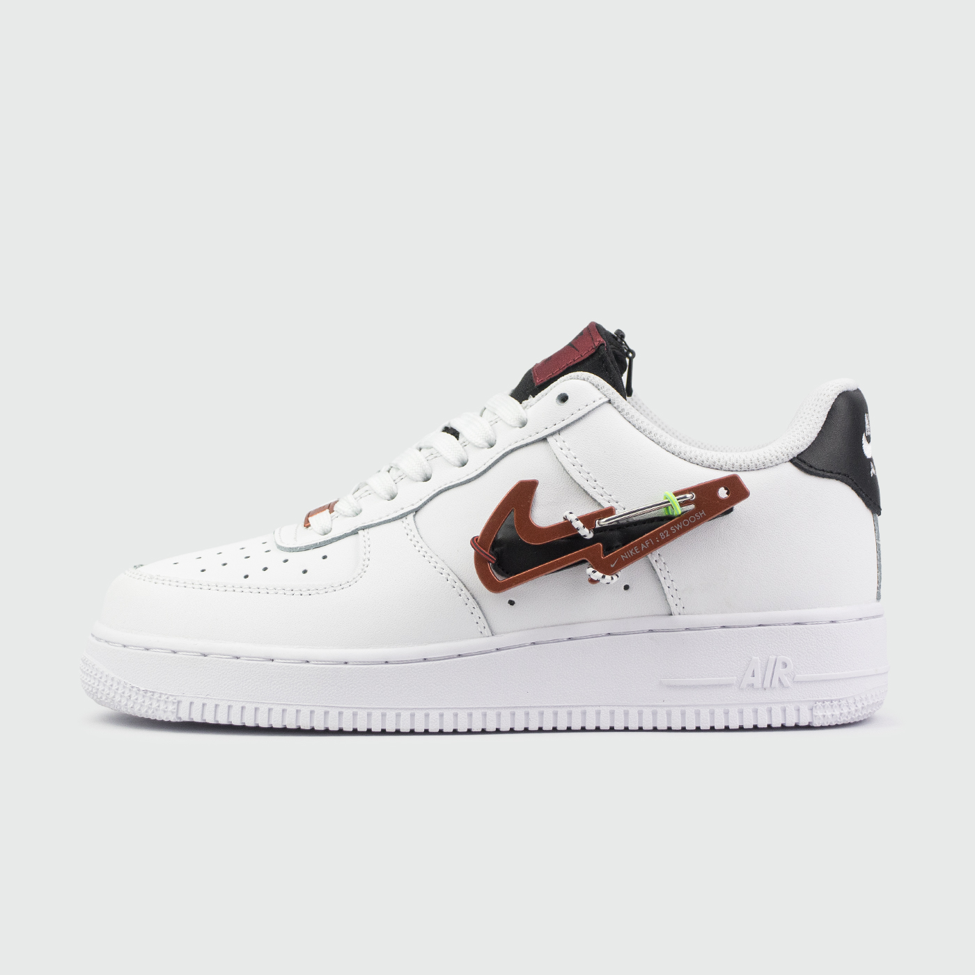 Кроссовки Nike Air Force 1 Low Wmns Carabiner Swoosh Кроссовки Nike Air Force 1 Low Wmns Carabiner Swoosh