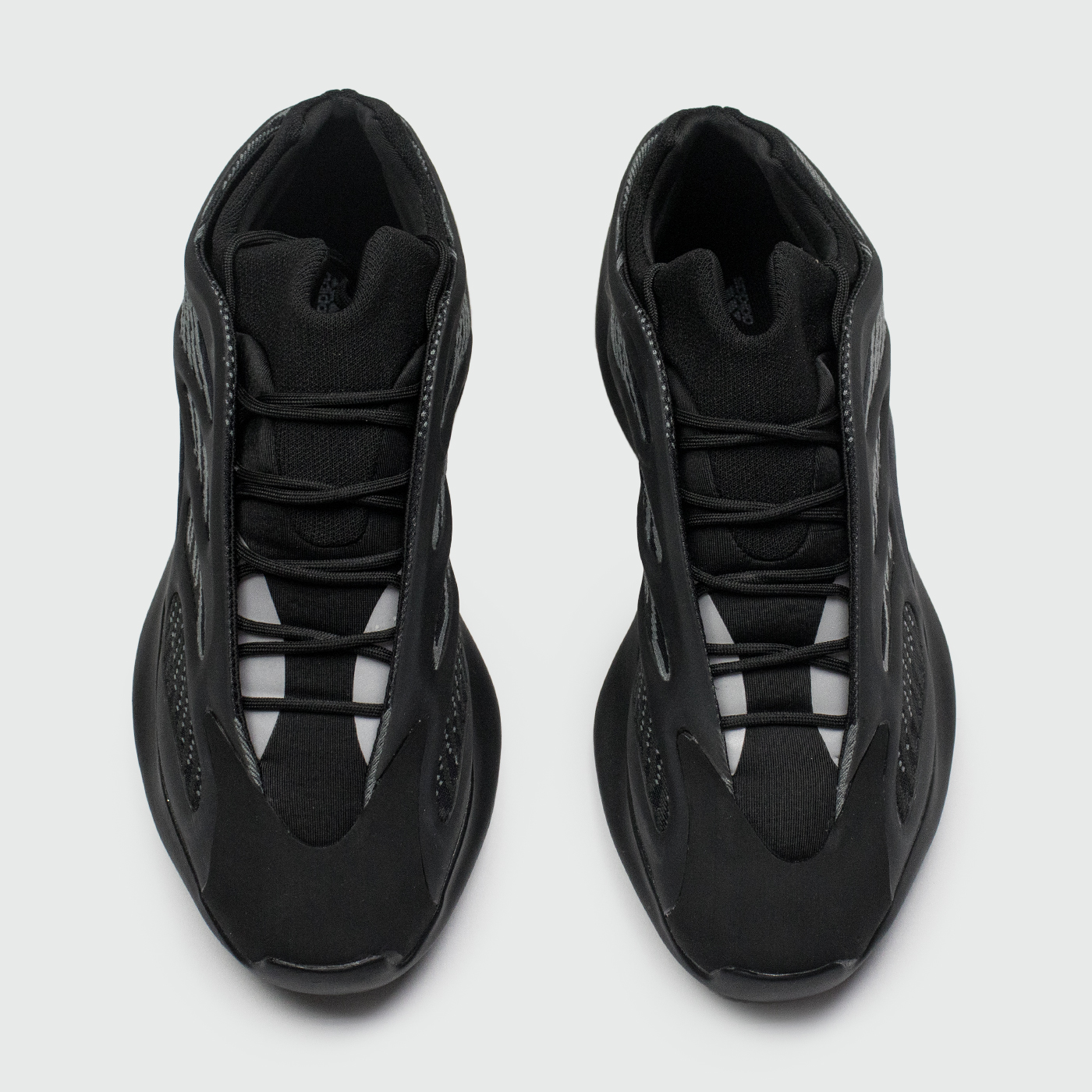 Кроссовки Adidas Yeezy Boost 700 v3 Alvah Кроссовки Adidas Yeezy Boost 700 v3 Alvah
