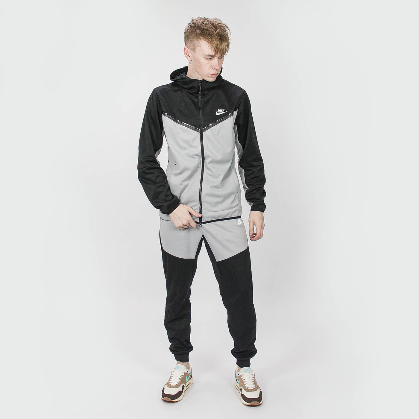 Брюки спортивные Nike Black Grey Брюки спортивные Nike Black Grey