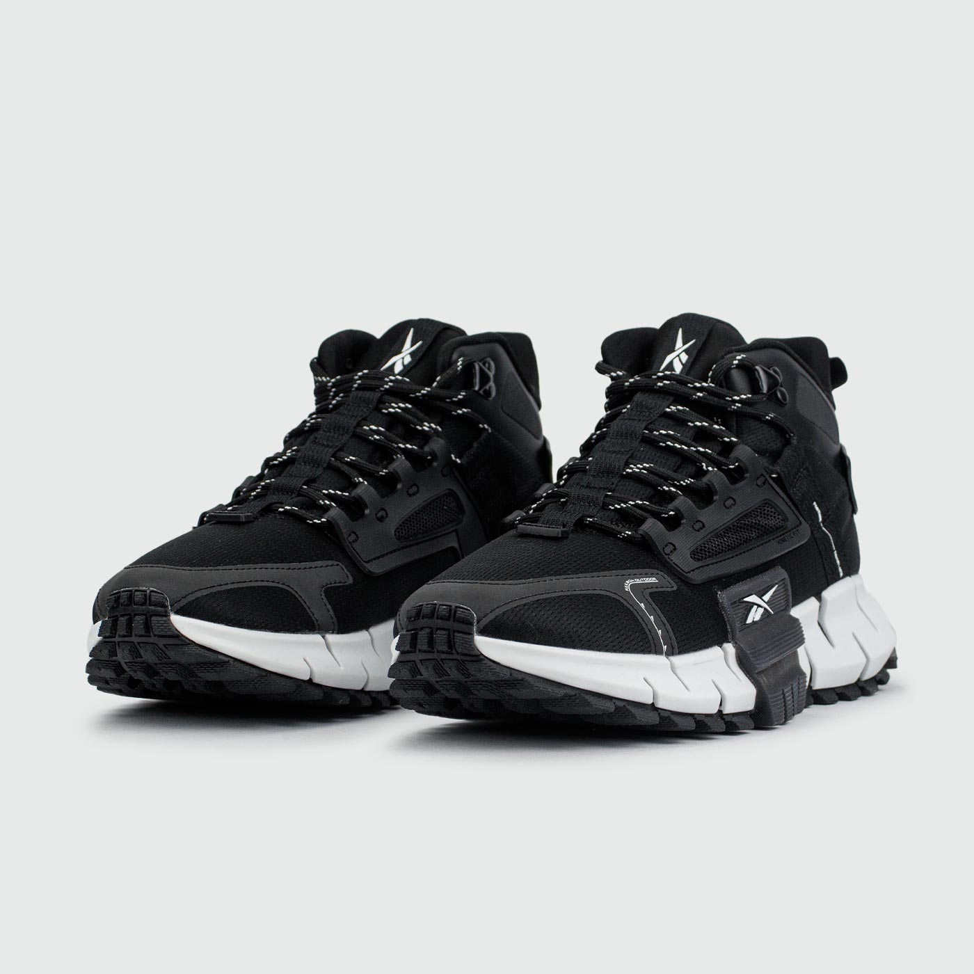 Кроссовки Reebok Zig Kinetica Mid Black / White Кроссовки Reebok Zig Kinetica Mid Black / White