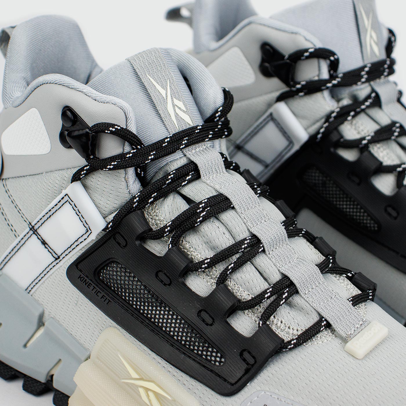 Кроссовки Reebok Zig Kinetica Mid Grey Кроссовки Reebok Zig Kinetica Mid Grey