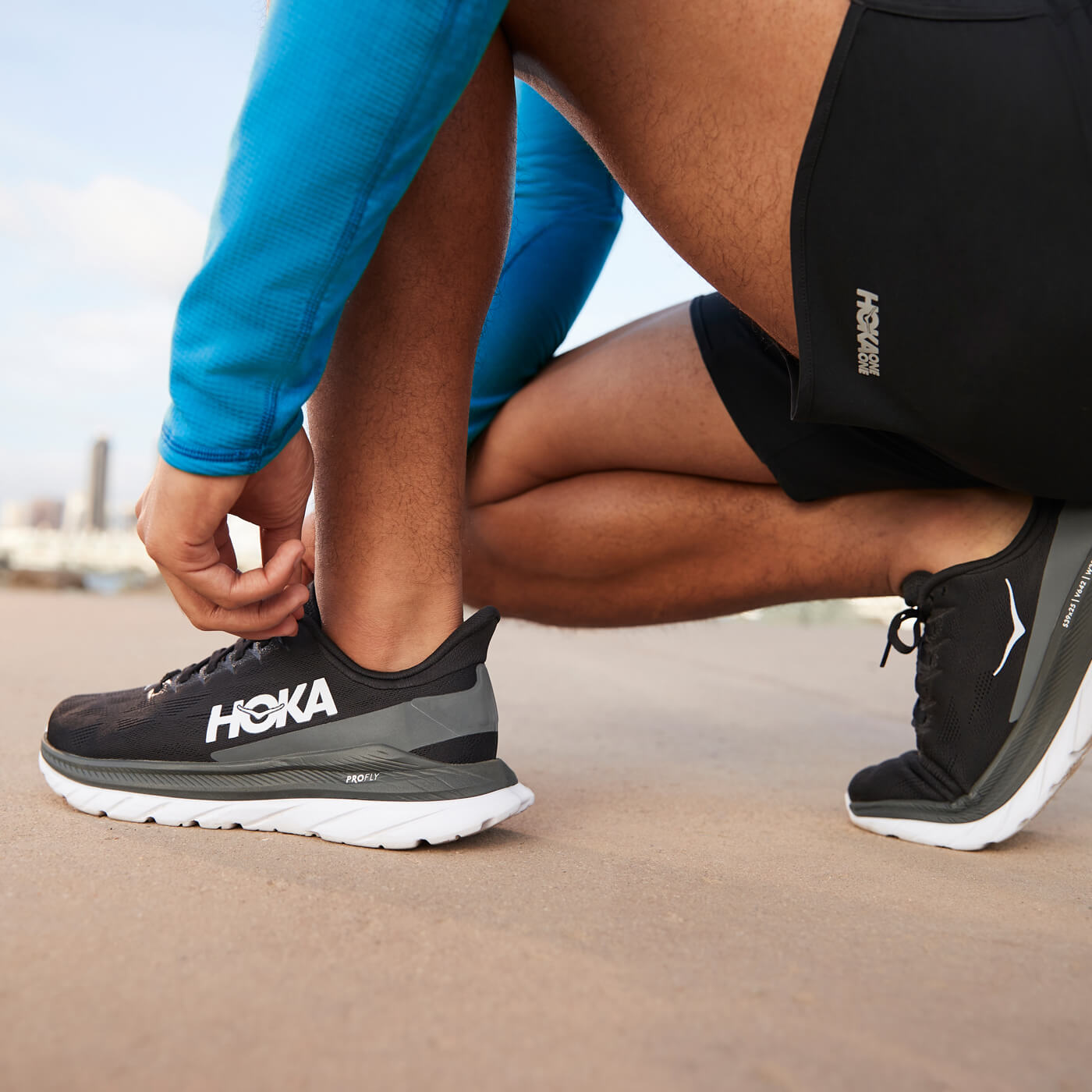 Кроссовки Hoka Mach 4 Black White Кроссовки Hoka Mach 4 Black White