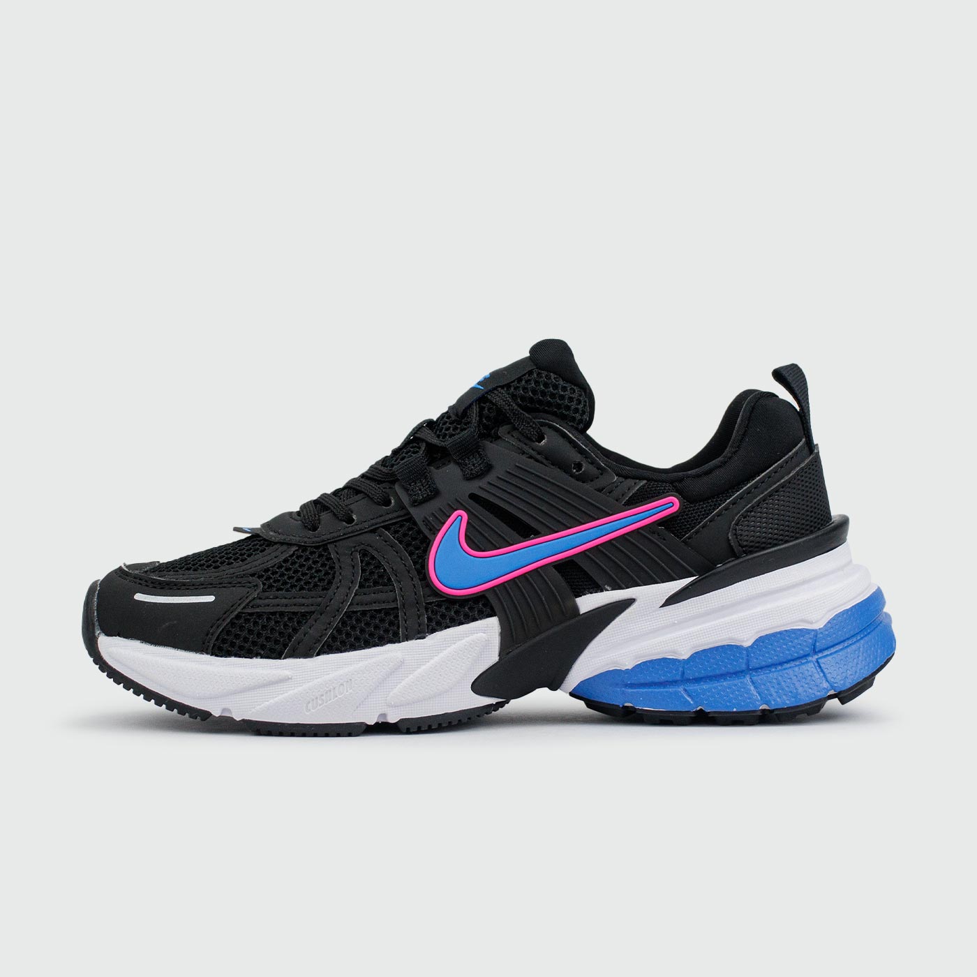 Кроссовки Nike V2K Run Black Blue Pink Wmns Кроссовки Nike V2K Run Black Blue Pink Wmns