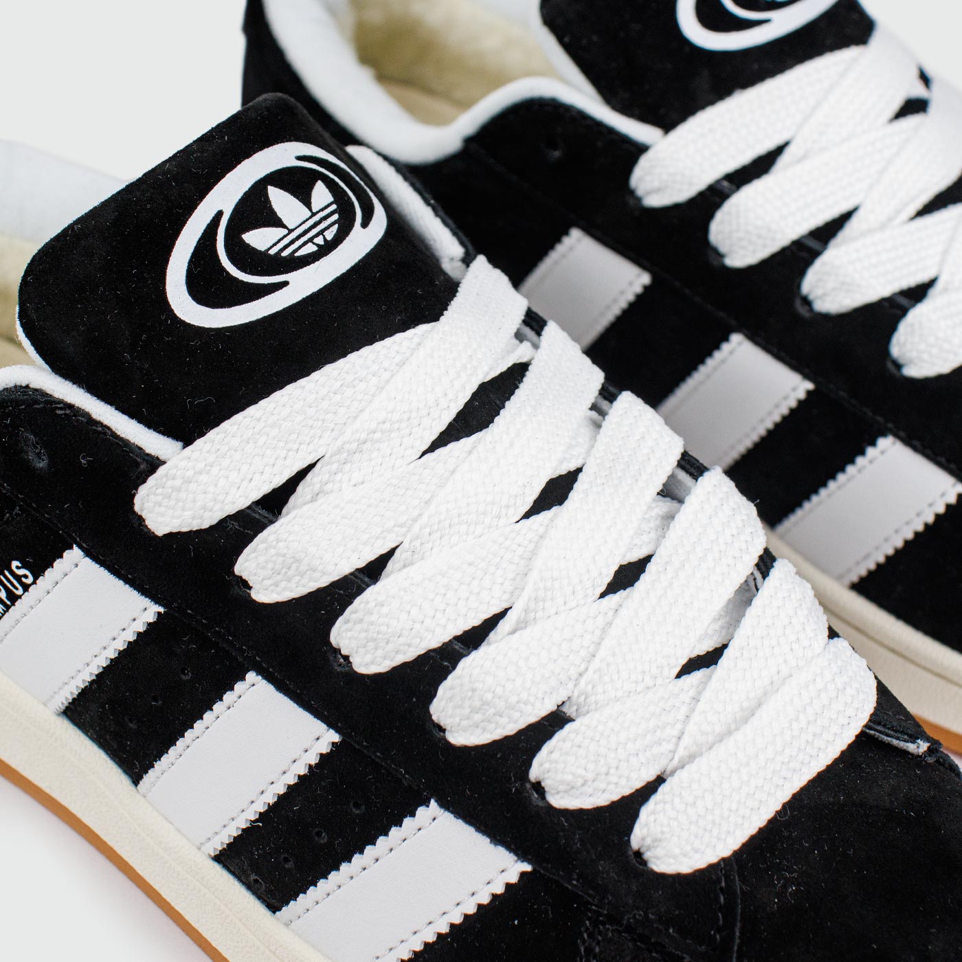 Кроссовки Adidas Campus 00s Black White with Fur Кроссовки Adidas Campus 00s Black White with Fur