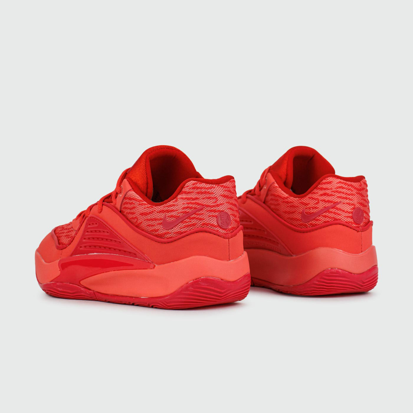 Кроссовки Nike KD 16 NRG Red Кроссовки Nike KD 16 NRG Red