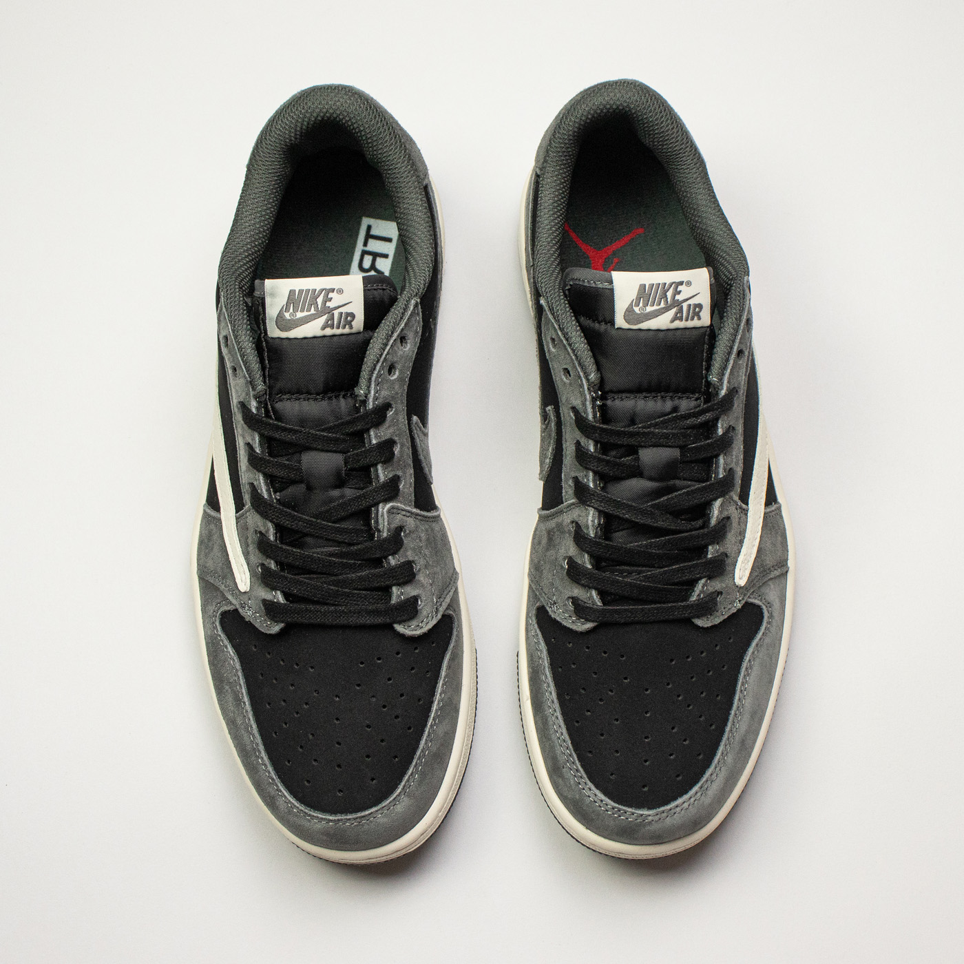 Кроссовки Air Jordan 1 Low x Travis Scott Dark Grey Wmns Кроссовки Air Jordan 1 Low x Travis Scott Dark Grey Wmns