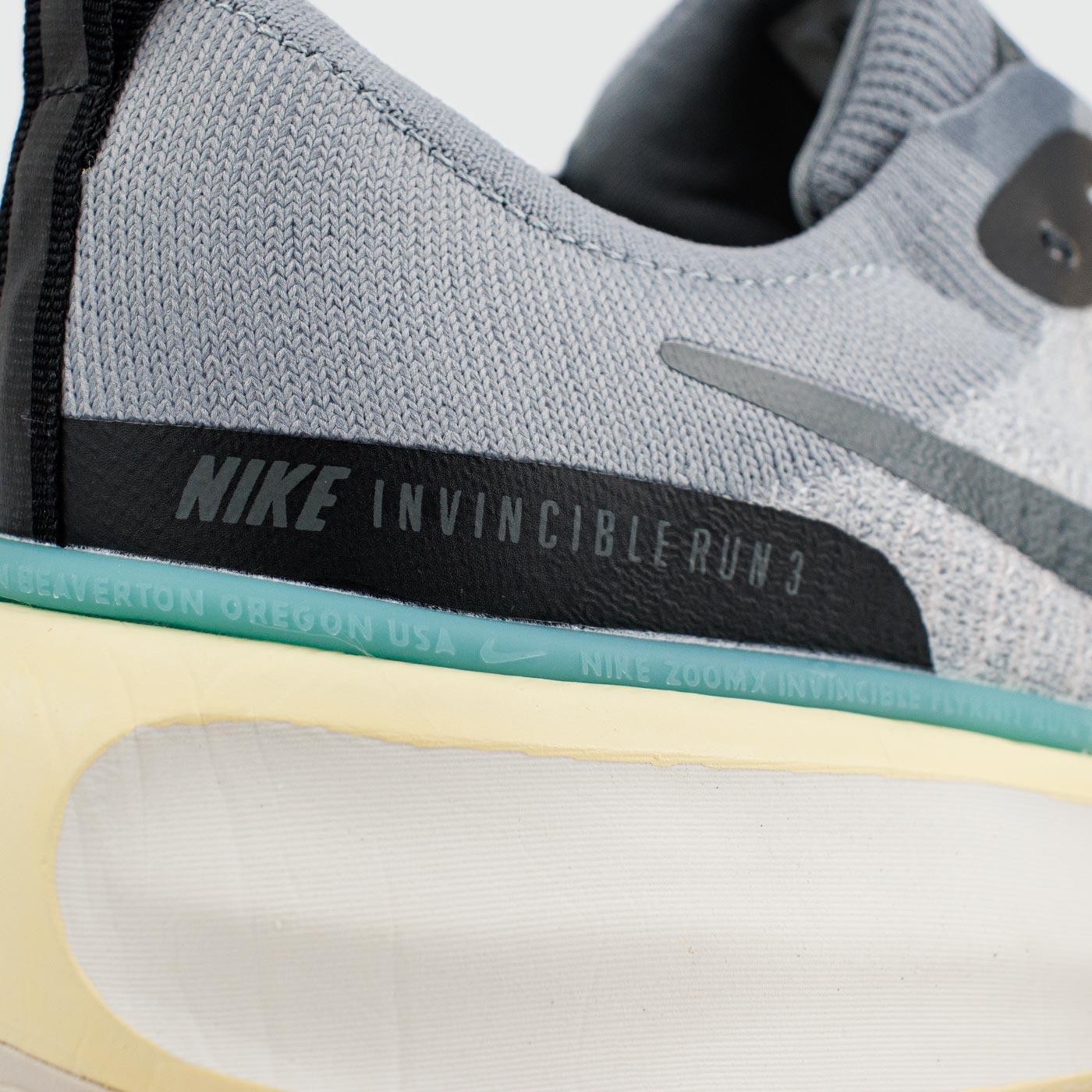 Кроссовки Nike Zoomx Invincible Run Fk 3 Grey Cream Кроссовки Nike Zoomx Invincible Run Fk 3 Grey Cream
