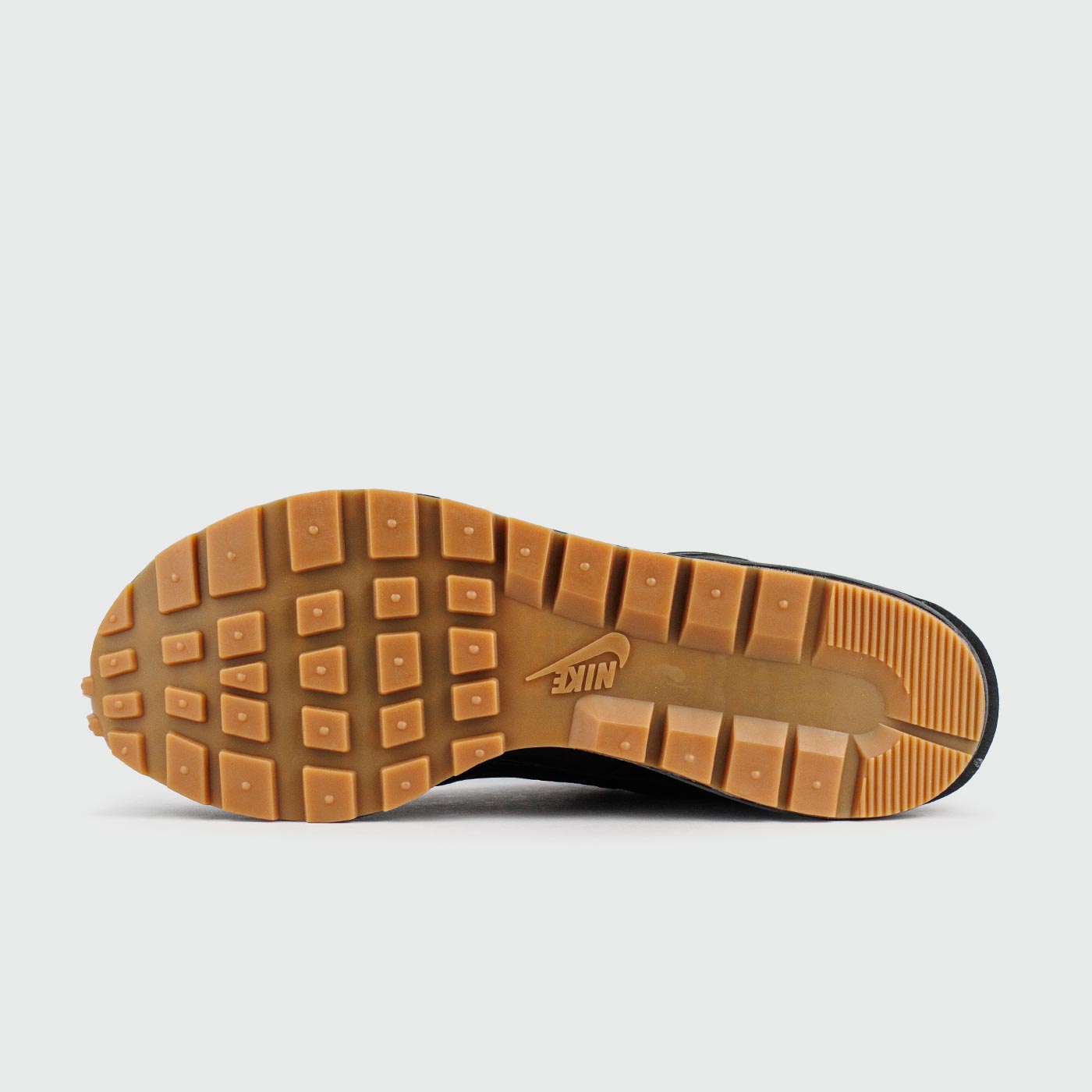 Кроссовки Nike Vapor Waffle x Sacai Black / Gum Ftwr. Кроссовки Nike Vapor Waffle x Sacai Black / Gum Ftwr.