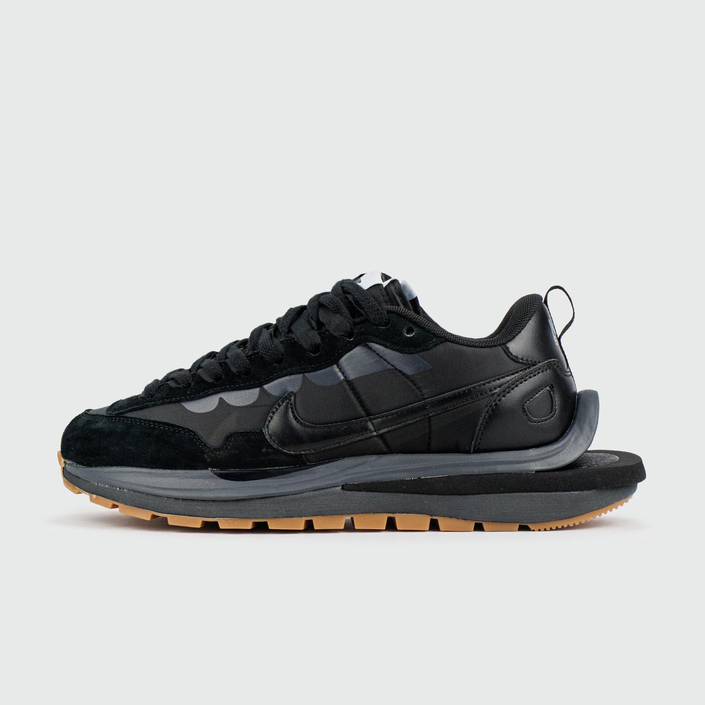 Кроссовки Nike Vapor Waffle x Sacai Black / Gum Ftwr. Кроссовки Nike Vapor Waffle x Sacai Black / Gum Ftwr.