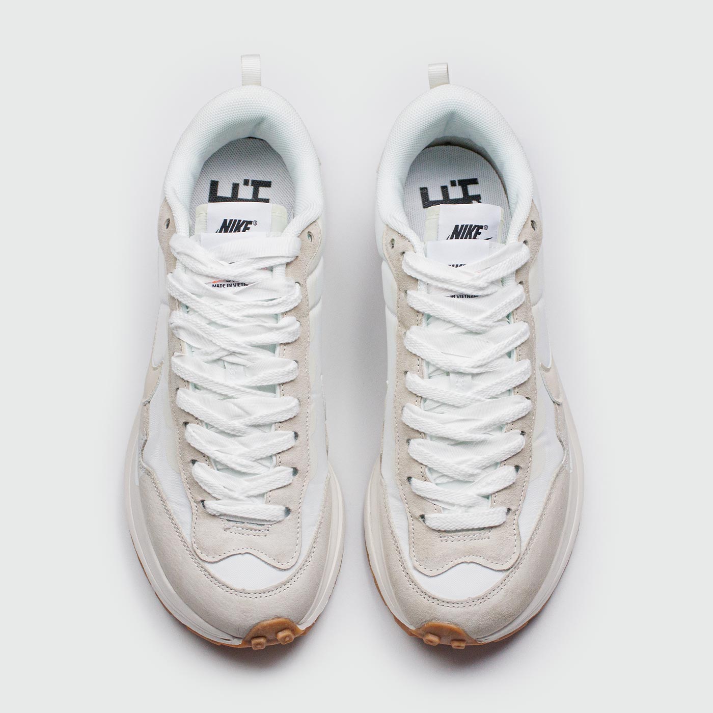 Кроссовки Nike Vapor Waffle x Sacai White / Gum Кроссовки Nike Vapor Waffle x Sacai White / Gum