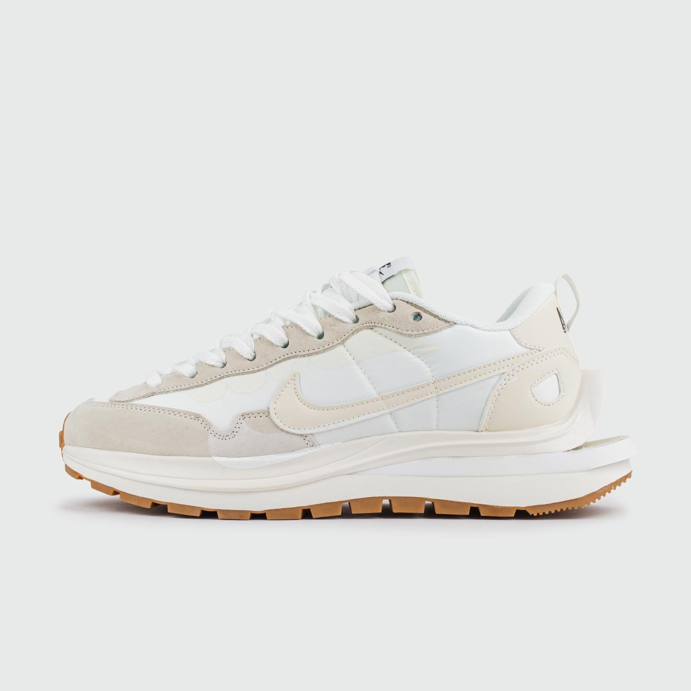 Кроссовки Nike Vapor Waffle x Sacai White / Gum Кроссовки Nike Vapor Waffle x Sacai White / Gum