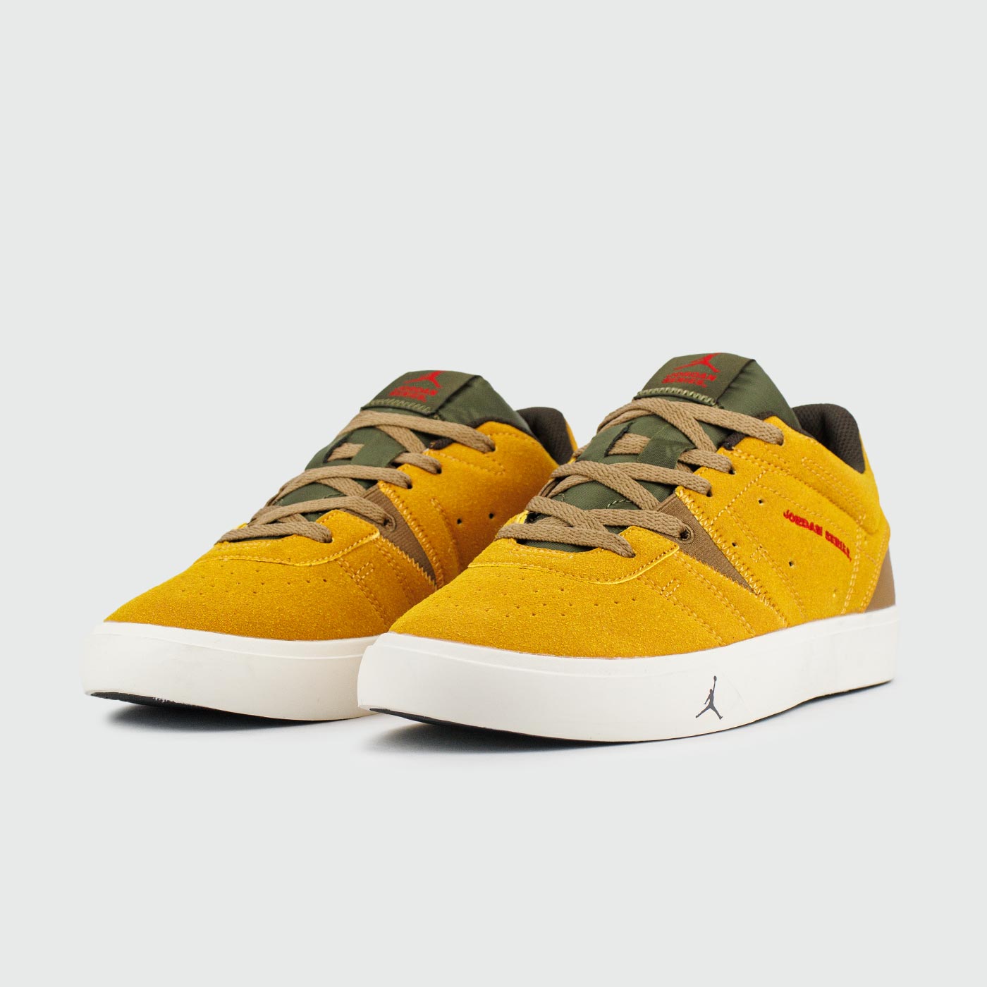 Кеды Air Jordan Series ES Gold Кеды Air Jordan Series ES Gold