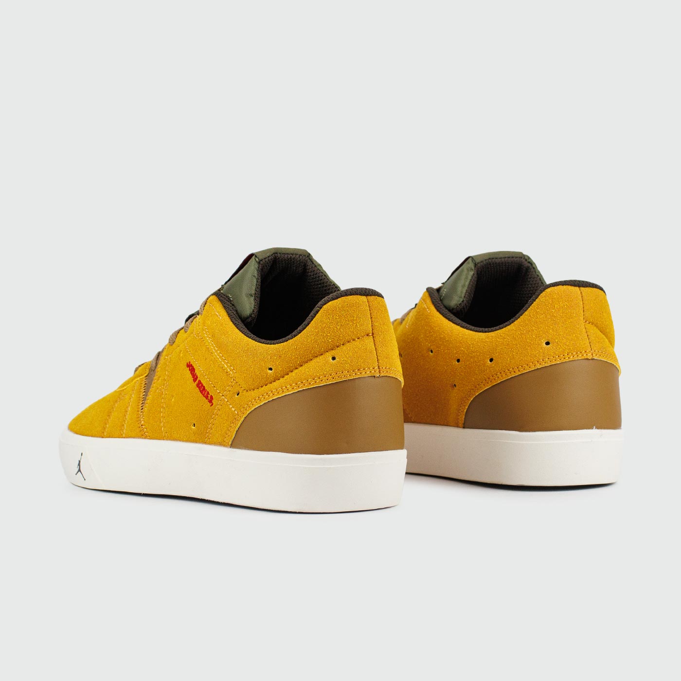 Кеды Air Jordan Series ES Gold Кеды Air Jordan Series ES Gold