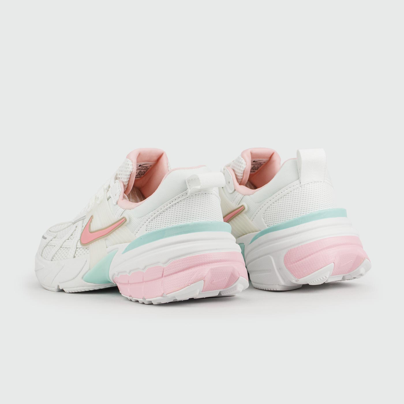 Кроссовки Nike V2K Run White Pink Wmns Кроссовки Nike V2K Run White Pink Wmns
