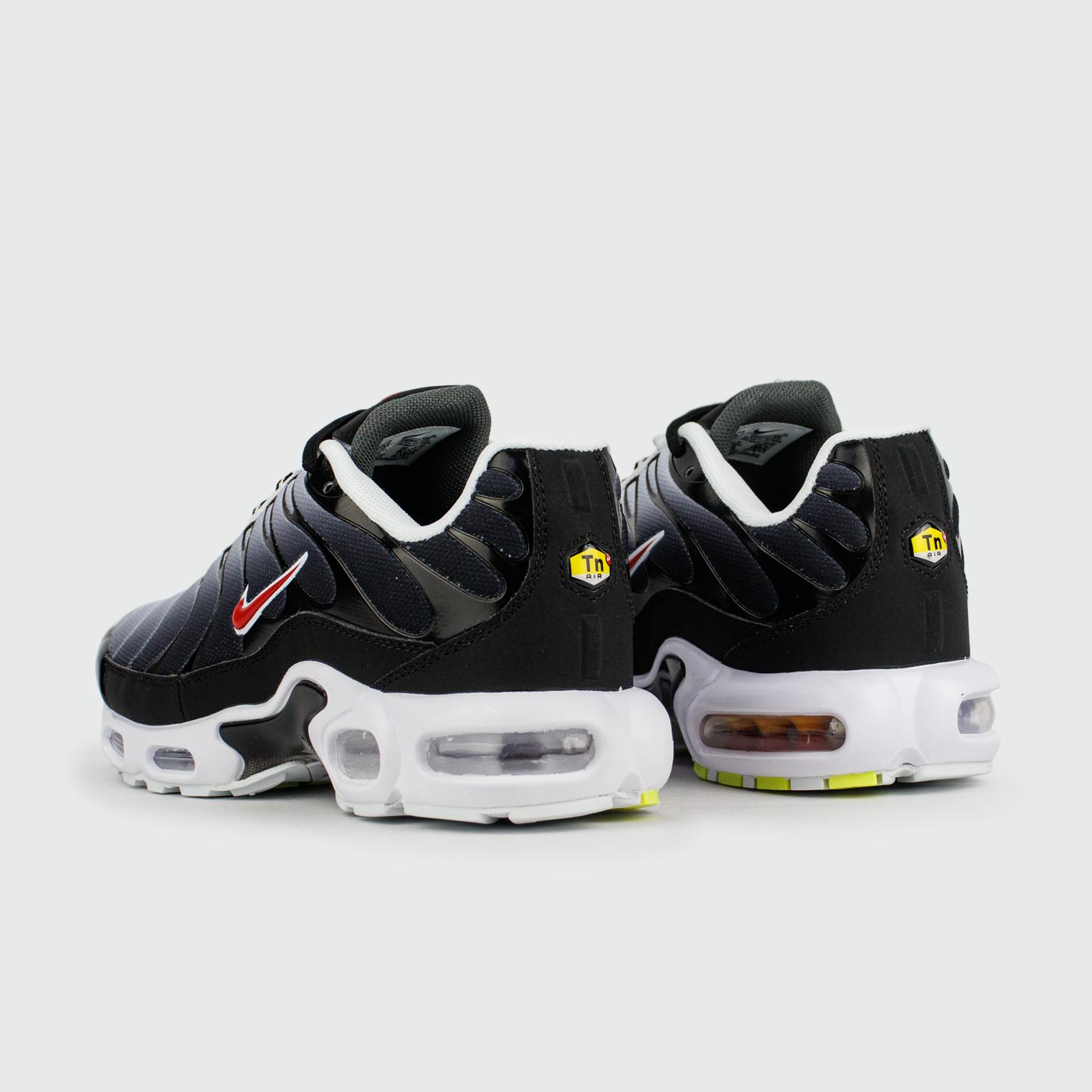 Кроссовки Nike Air Max Plus Tn Grey Black Кроссовки Nike Air Max Plus Tn Grey Black
