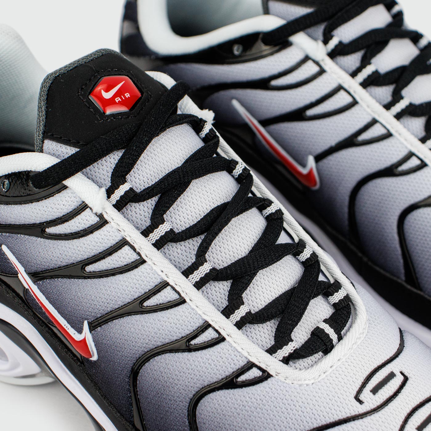 Кроссовки Nike Air Max Plus Tn Grey Black Кроссовки Nike Air Max Plus Tn Grey Black