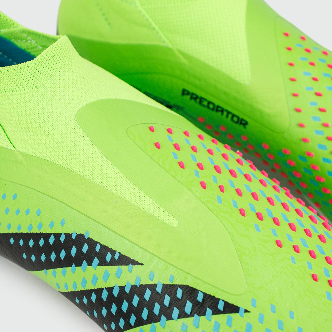 Бутсы Adidas Predator Accuracy+ FG Green Бутсы Adidas Predator Accuracy+ FG Green