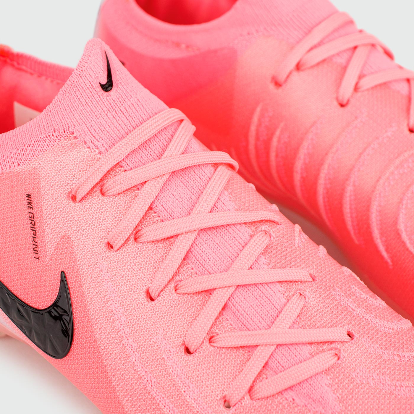 Бутсы Nike Phantom GX II Elite FG Pink Бутсы Nike Phantom GX II Elite FG Pink