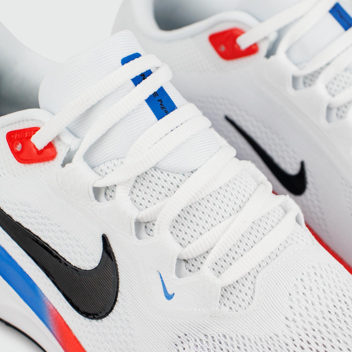 Кроссовки Nike Pegasus 41 White Blue Red Кроссовки Nike Pegasus 41 White Blue Red