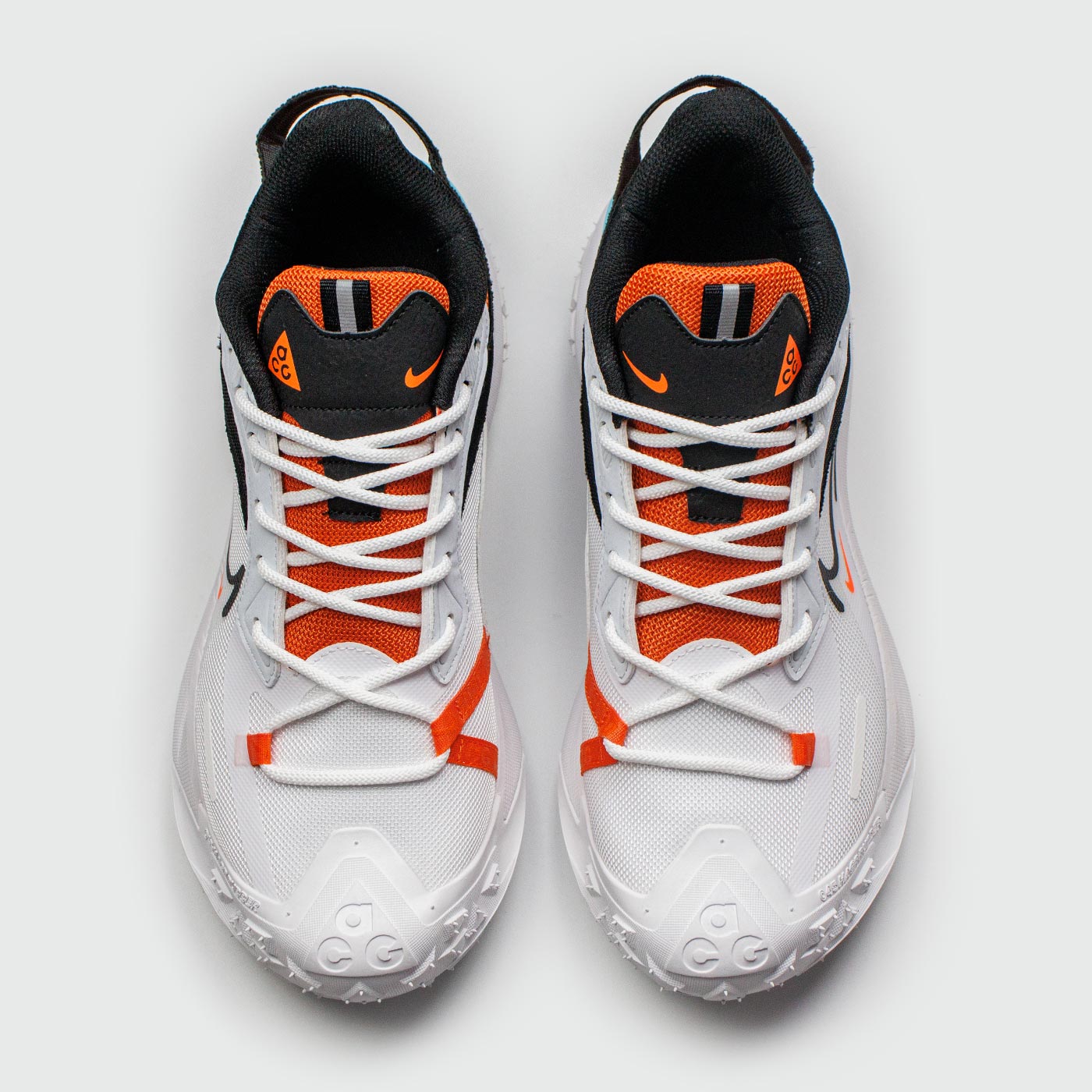 Кроссовки Nike ACG Mountain Fly 2 Low Gtx White Orange Кроссовки Nike ACG Mountain Fly 2 Low Gtx White Orange