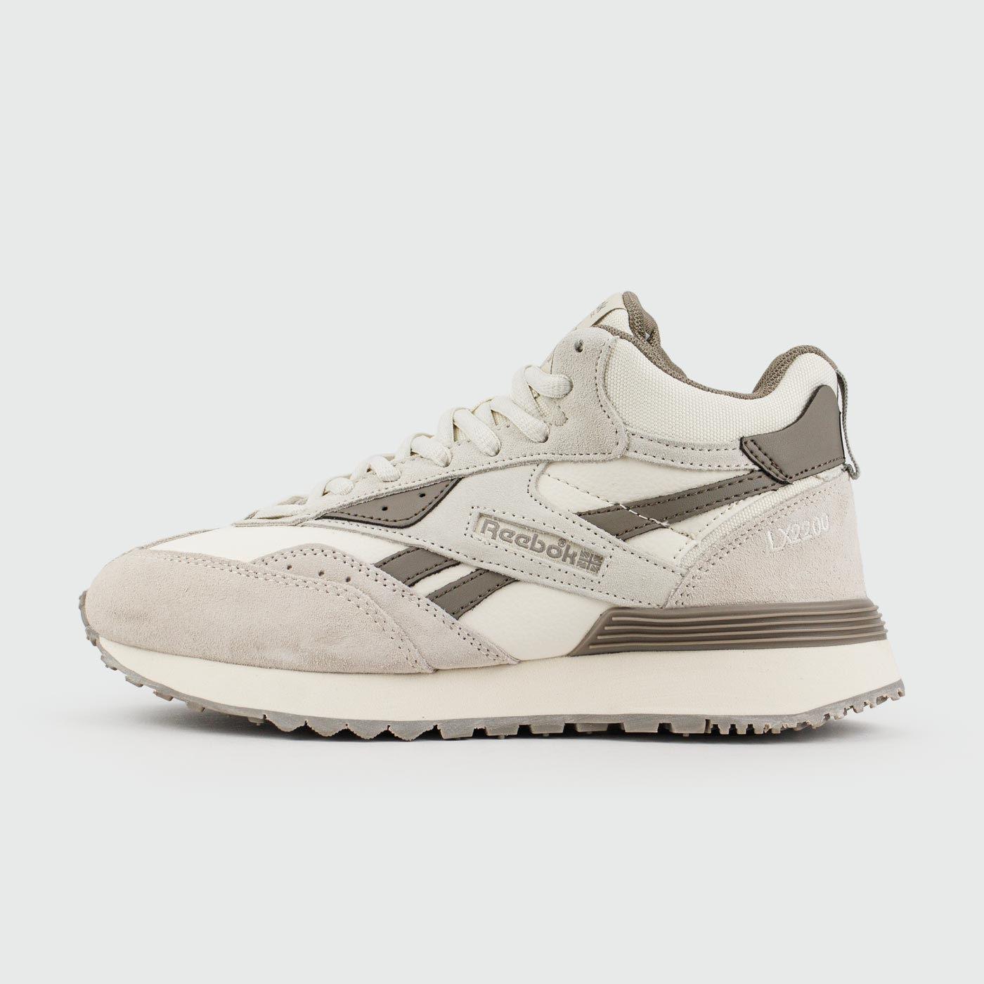 Кроссовки Reebok LX 2200 Mid Grey / White Wmns with Fur Кроссовки Reebok LX 2200 Mid Grey / White Wmns with Fur