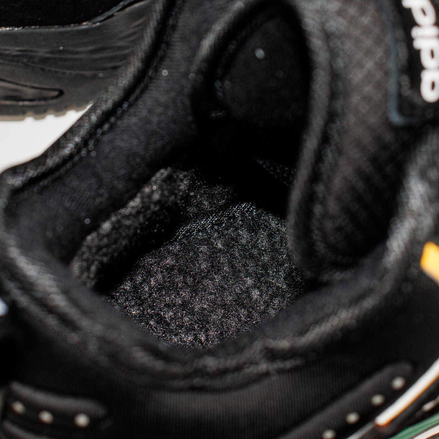 Кроссовки Adidas Niteball Black Green with Fur Кроссовки Adidas Niteball Black Green with Fur