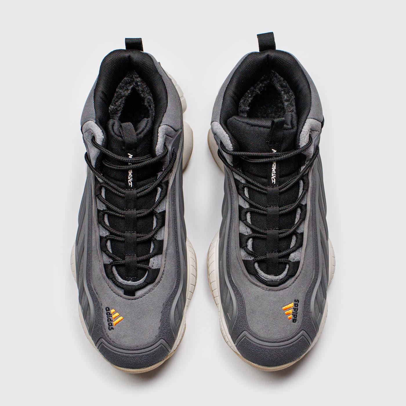 Кроссовки Packer x Adidas FYW Intimidation Grey with Fur Кроссовки Packer x Adidas FYW Intimidation Grey with Fur