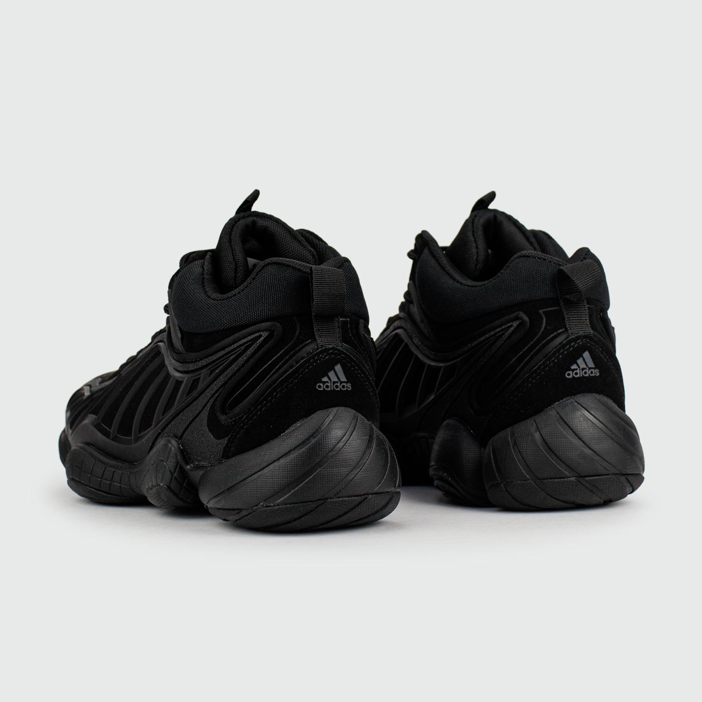 Кроссовки Packer x Adidas FYW Intimidation Black with Fur Кроссовки Packer x Adidas FYW Intimidation Black with Fur