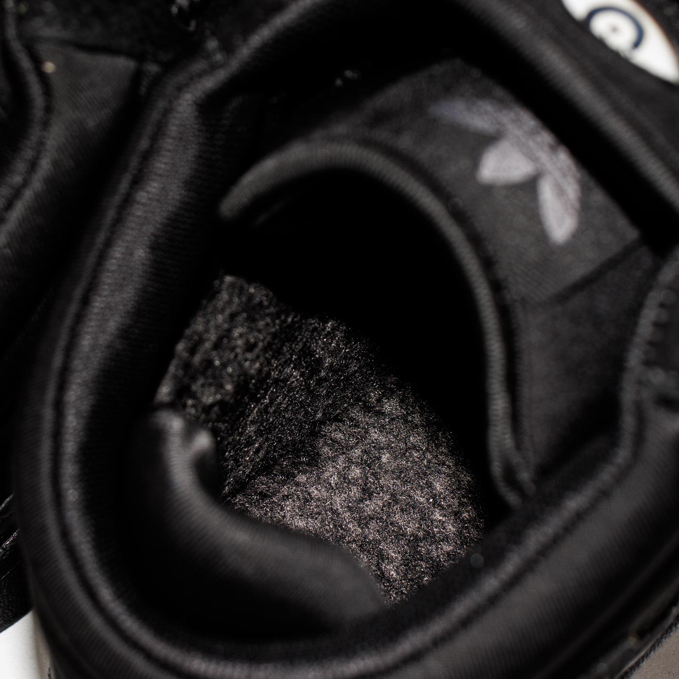 Кроссовки Adidas Campus Black with Fur Кроссовки Adidas Campus Black with Fur