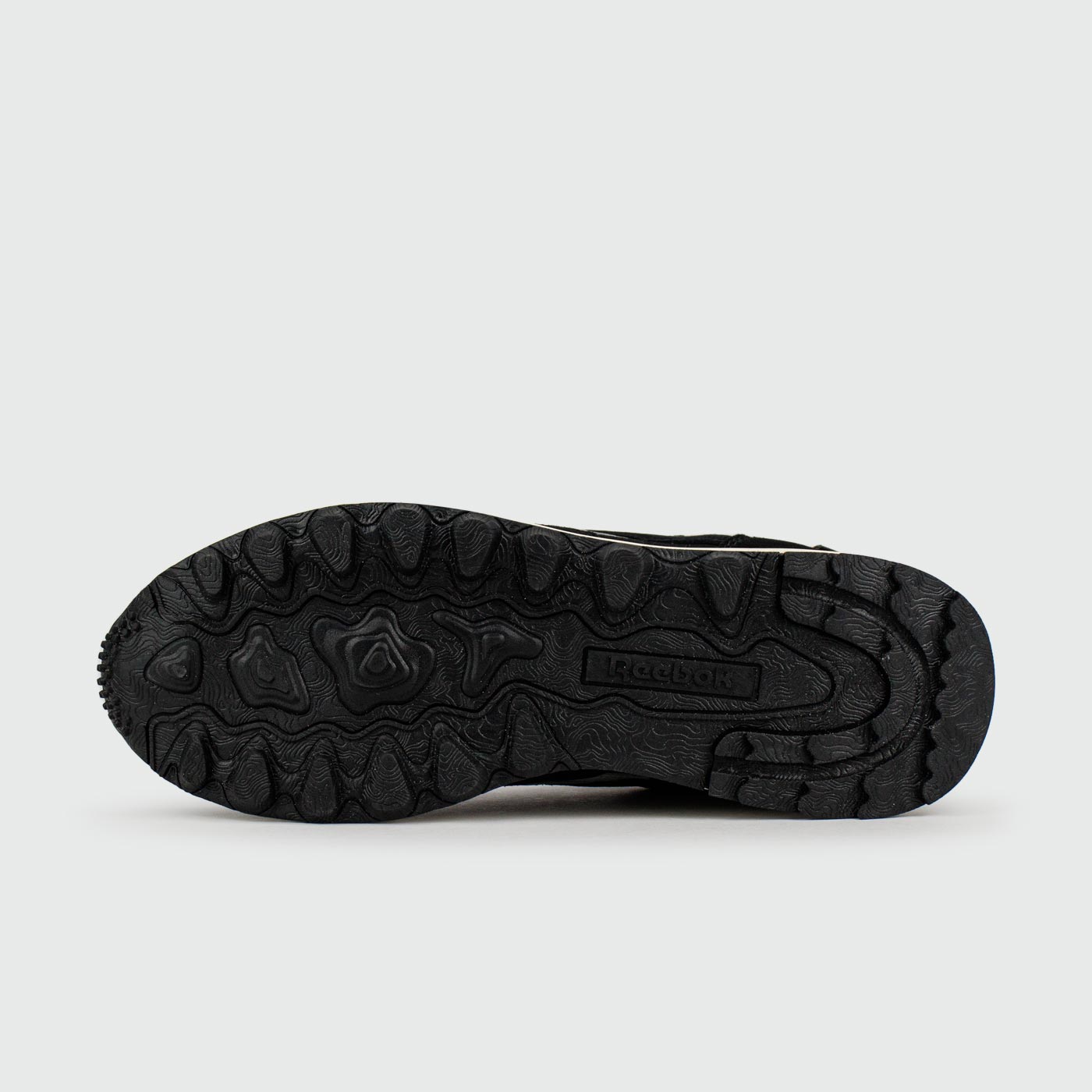 Кроссовки Reebok Classic Utility Suede Black / White with Fur Кроссовки Reebok Classic Utility Suede Black / White with Fur